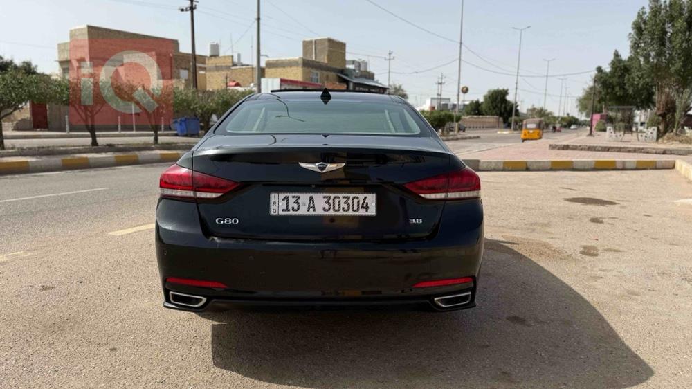 جنسس G80